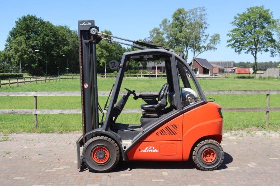 Linde H30T LPG Forklift 3000kg 2008 Onbekend 2 Forklift image 2