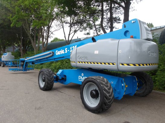 Telescopic boom lift Genie S-125 Diesel 40.10m 2013 S-125 1900 2 image 2