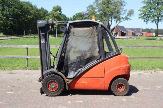 Linde H30D Diesel Forklift 3000kg 2005 H30D 2005 2 Forklift image 2