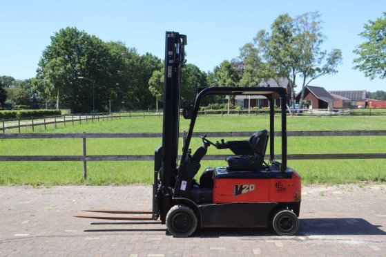 Forklift EP Equipment CPD20FVD8 Electric 2000kg 4.5m 2018 EP Equipment CPD20FVD8 2018 2 Forklift image 2