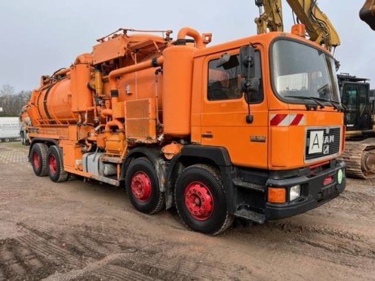 Vacuum Truck MAN 35.402 8x4 Diesel 1995 35.402 8x4 1995 2 image 2