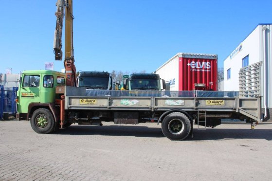 Crane truck Scania LB81 S54 Diesel 205hp 1980 LB81 S54 1980 2 Crane trucks image 2