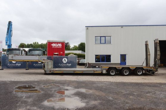 Semi-low loader Muller Mitteltal TTS Muller Mitteltal TTS 2 Lowloader semi-trailers image 2