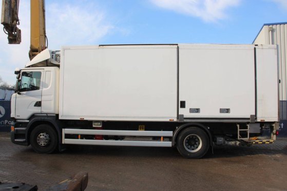 Refrigerated Truck Scania R410 Diesel 2013 R410 2013 2 image 2