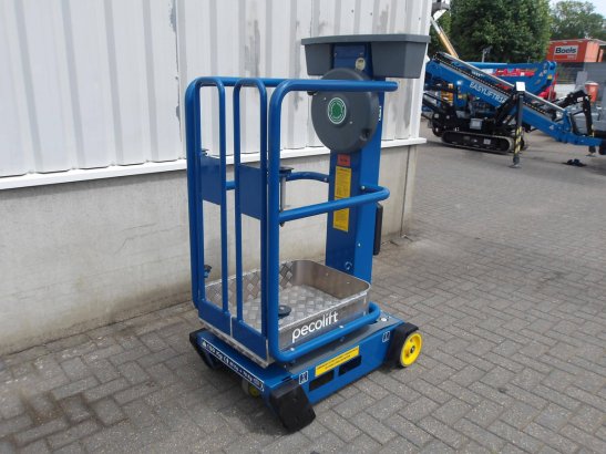 JLG Power Tower Pecolift Manual Mast Lift 3.5m 2016 Power Tower Pecolift 2016 2 image 2