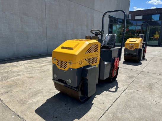 Tandem vibratory roller Captok CK1000 Petrol 2025 New Captok CK1000 2025 1 image 2