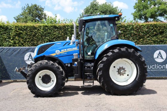 New Holland T7.245 Diesel Tractor 165kW 2017 with Parts T7.245 2017 2 image 17