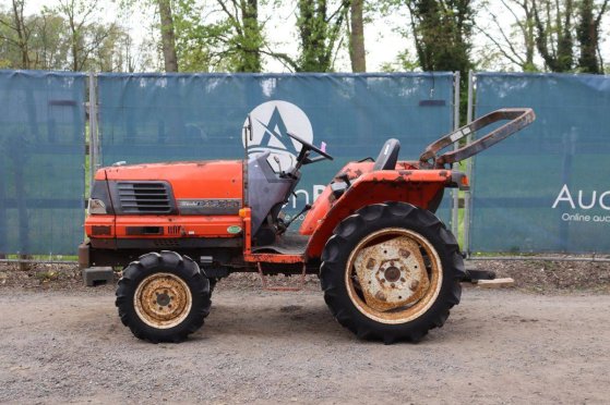 Mini tractor Kubota GL200 Diesel 20HP GL200 2 image 2