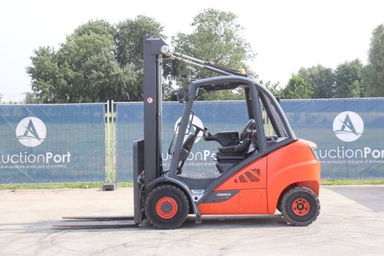 Forklift Fenwick-Linde H30D-02 Diesel 3000kg 4.6m 2013 Fenwick-Linde H30D-02 2013 2 Forklift image 2