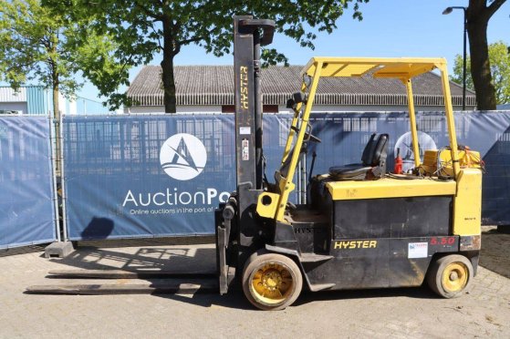 Hyster E5.50XL Electric Forklift 4840kg 4.05m 2000 Onbekend 2 Forklift image 2
