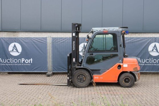 Forklift Toyota 02-8FDF30 Diesel 3000kg 3.7m 2020 02-8FDF30 2020 2 Forklift image 2