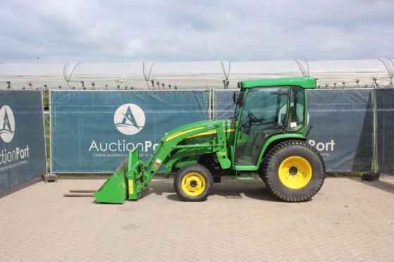 Tractor John Deere 3720 Diesel 44hp 2003 John Deere 3720 2003 2 image 2