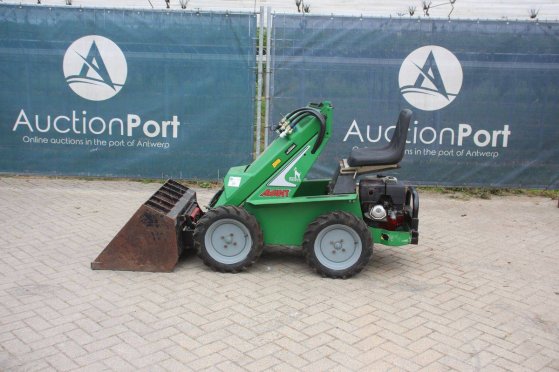 Articulated Loader Avant 313S Petrol 10kW 2003 313S 2003 2 Wheel Loaders image 2