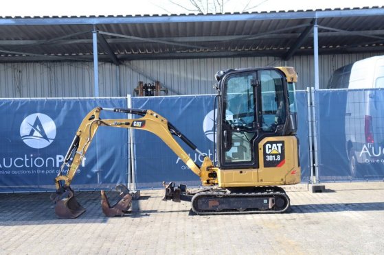 Mini excavator Caterpillar 301.8 Diesel 16kW 2019 301.8 2019 2 Crawler Excavators image 2