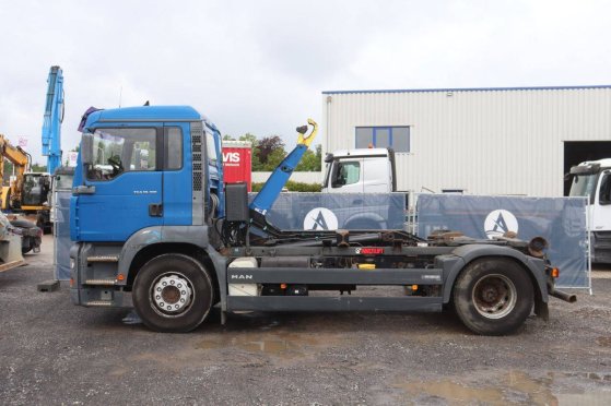 Hooklift system Truck MAN TGA 18.310 Diesel 310 hp TGA 18.310 2 image 17