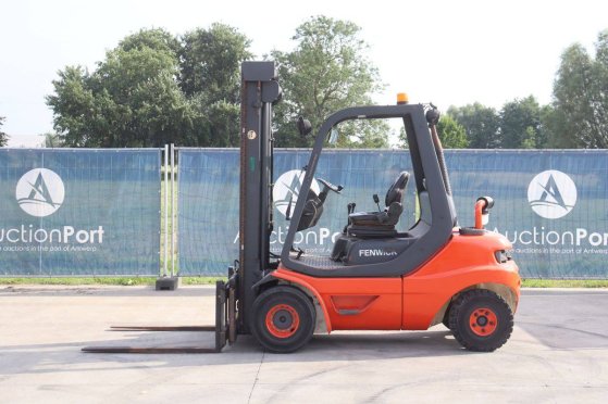 Forklift Fenwick-Linde H30D-03 Diesel 3000kg 4.8m 2001 Fenwick-Linde H30D-03 2001 2 Forklift image 17