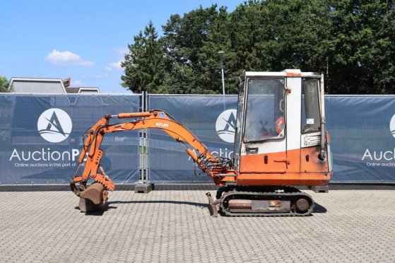 Mini excavator Atlas R404 Diesel 11.9kW 1992 R404 1992 2 image 17