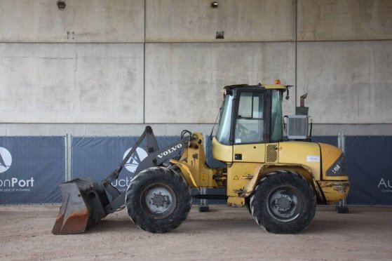 Volvo L45B-TP Diesel Wheel Loader 74kW 2003 L45B-TP 2003 2 Wheel Loaders image 17