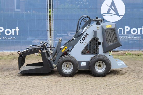 Skid steer loader CMH HT320 Petrol 13.5 hp 2025 Ctm HT320 2025 2 Wheel Loaders image 32