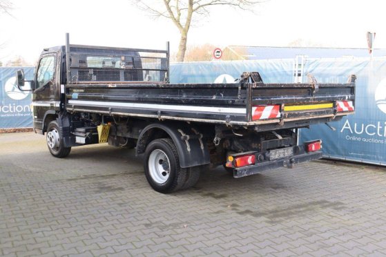 Mitsubishi Fuso Diesel Tipper Truck 110kW 2019 Fuso 2019 2 image 17