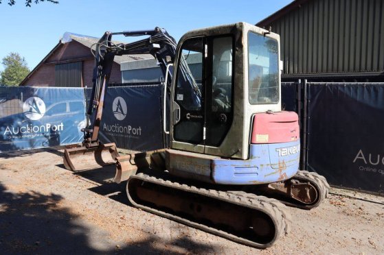 Crawler excavator Takeuchi TB53FR Diesel 27.9kW 2002 TB53FR 2002 2 Crawler Excavators image 17