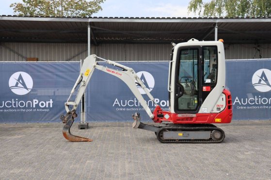 Mini excavator Takeuchi TB216 Diesel 11.5kW 2021 TB216 2021 2 image 17