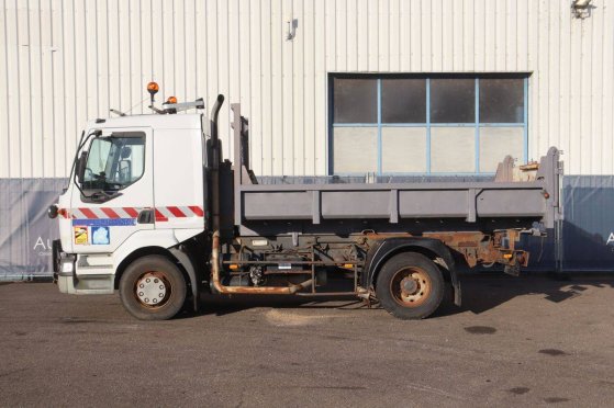 Truck Tipper Renault Midlum 180 Diesel 215hp 2001 701 2001 2 image 17