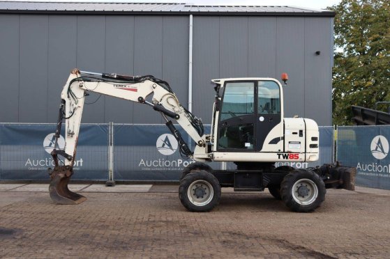 Wheeled excavator Terex/Schaeff TW85 Diesel 53kW 2002 Schaeff TW85 2002 2 Wheeled Excavators image 17