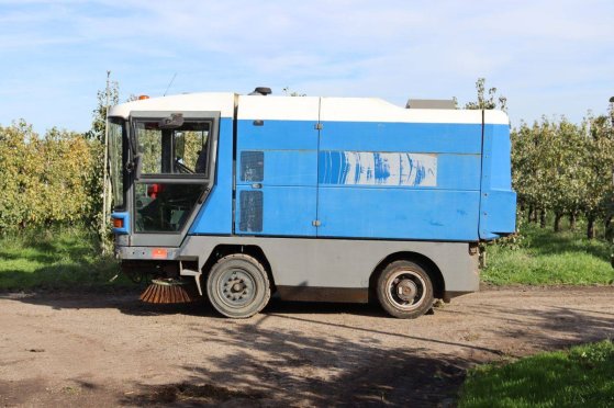 Sweeper Ravo 530 ST Diesel 150hp 2004 Ravo 530 ST 2004 2 image 17