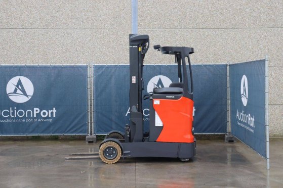 Fenwick-Linde R14G-01 Electric Reach Truck 1400kg 2018 Fenwick-Linde R14G-01 2018 2 image 17