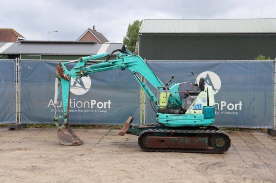 Yanmar B2U Diesel Mini Excavator B2U 2 image 17