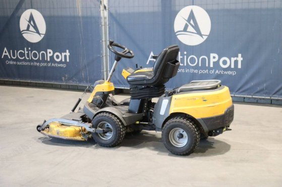 Stiga Park Pro 540 IX Petrol Ride-on Mower 2018 Stiga Park Pro 540 IX 2018 2 image 3