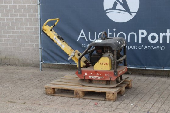 Vibratory Plate Dynapac LG 200 Diesel 2009 LG 200 2009 2 image 3