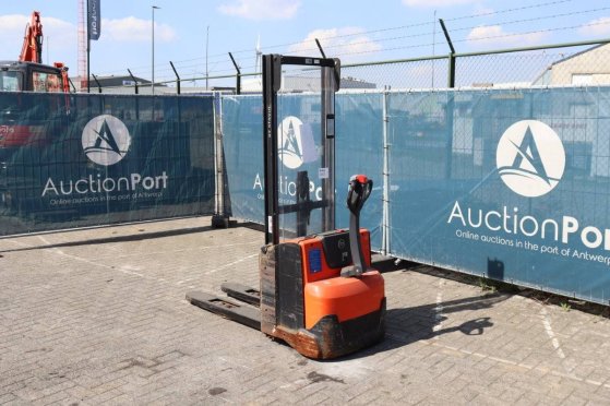 Stacker BT Electric 1600kg 2014 BT 2014 2 image 3