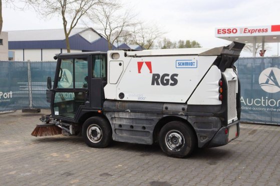 Sweeper Schmidt Compact 200 Diesel 62kW 2011 Schmidt Compact 200 2011 2 image 3
