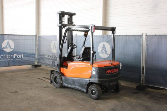 Forklift Hyster J3.0XN-861 Electric 2880kg 4.1m 2010 J3.0XN-861 2010 2 Forklift image 3