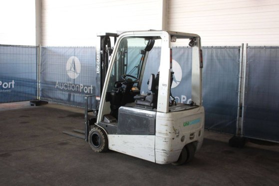 Forklift Unicarriers AG1N1L18Q Electric 1800kg 2016 UniCarriers AG1N1L18Q 2015 2 Forklift image 3