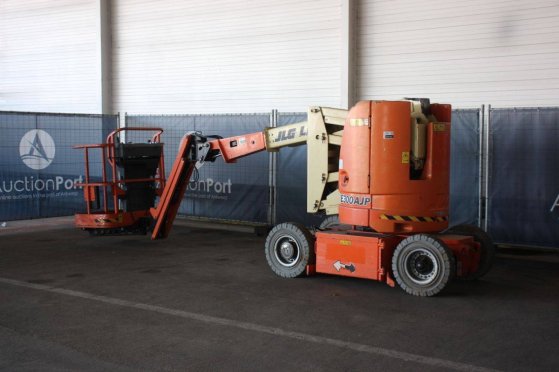 JLG E300AJP Electric Articulated Boom Lift 11m 2013 E300AJP 2013 2 image 3