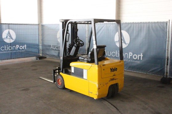 Forklift Yale ERP18ATF Electric 1770kg 4.45m 2006 ERP18ATF 2006 2 Forklift image 3