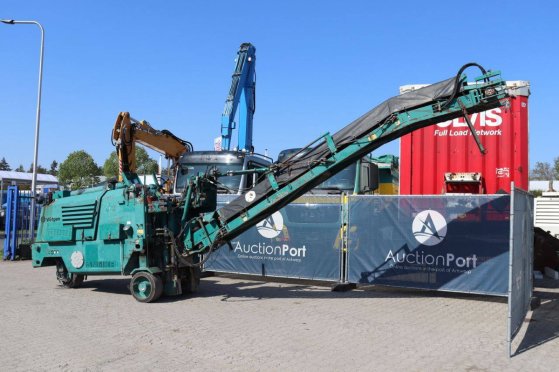 Wirtgen W 500 Diesel Asphalt Milling Machine 79kW 2000 with attachments W 500 2000 2 image 3