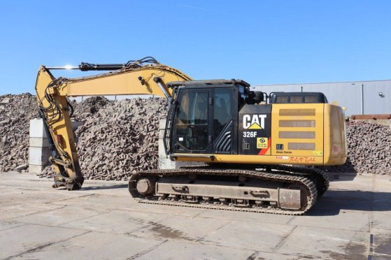 Crawler excavator Caterpillar 326FL Diesel 152kW 2018 326FL 2018 2 Crawler Excavators image 3