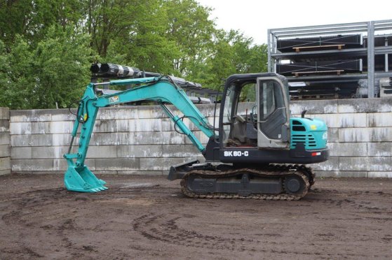 Kobelco SK60-C Diesel Crawler Excavator 2014 SK60-C 2014 2 Crawler Excavators image 3