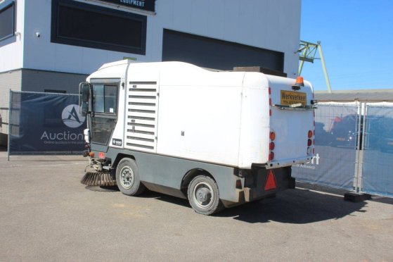 Sweeper Ravo 530 Diesel 2013 Ravo 530 2013 2 image 3
