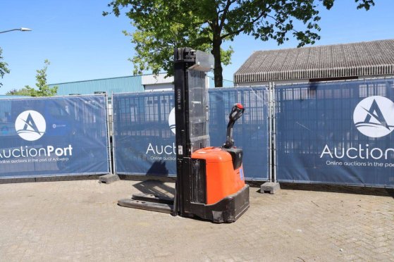 Stacker BT SPE160L Electric 2000kg 5.4m 2012 BT SPE160L 2012 2 image 3