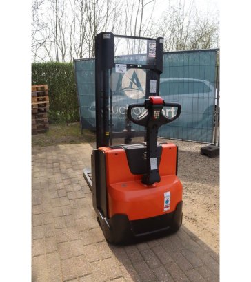 Stacker BT SWE-140L Electric 1400kg 2.65m 2015 BT SWE-140L 2015 2 image 3
