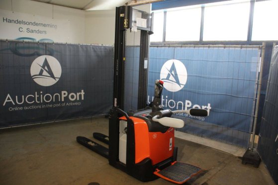Toyota SPE120 Electric Stacker 1200kg 3.7m 2020 SPE120 2020 2 image 3