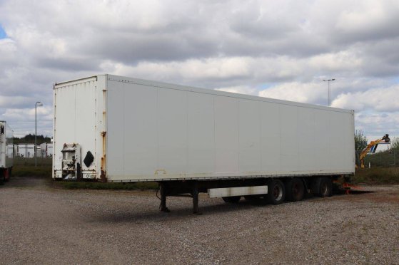 Closed Semi-Trailer Krone SD 41000kg 2010 9357 2010 2 Box semi-trailers image 3