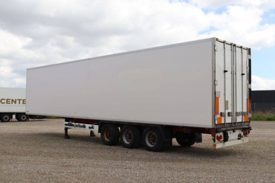 Closed Semi-Trailer Krone SD 39000kg 2009 9357 2009 2 Box semi-trailers image 3