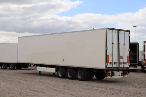 Closed Semi-Trailer Krone SD 39000kg 2009 9357 2009 2 Box semi-trailers image 3