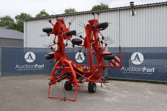 Hay tedder Kuhn GF 8702 2014 Kuhn GF 8702 2014 2 image 3